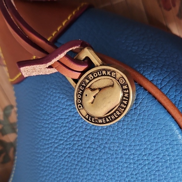 Dooney & Bourke All Weather Leather 3.0 Demi Shoulder Bag - Picture 5 of 8